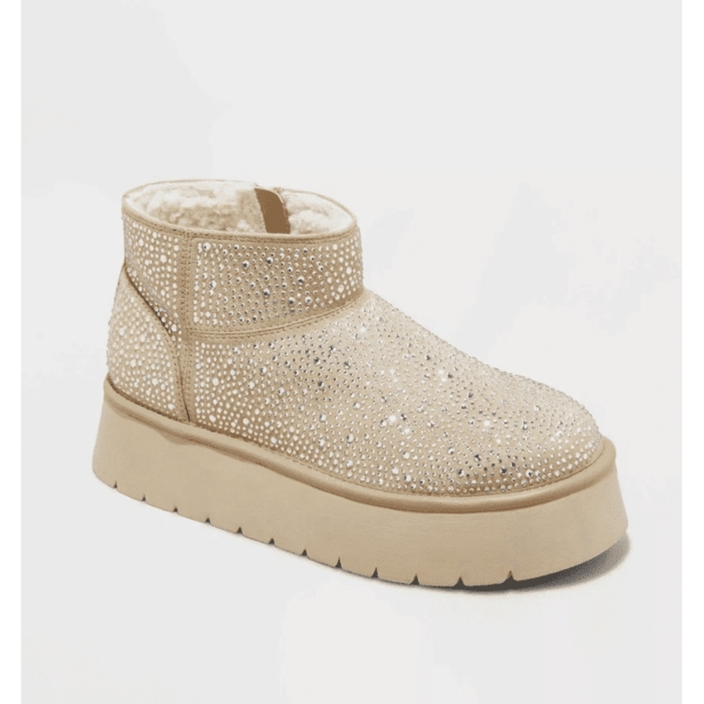 WILD FABLE EMBELLISHED ANKLE BOOTS NWT
